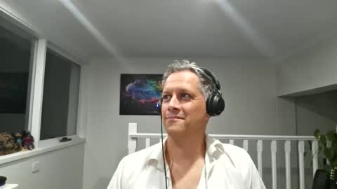 Snapshot of grattitude chatting on 6, 2, 2026 grattitude online show from 6, 2, 2026