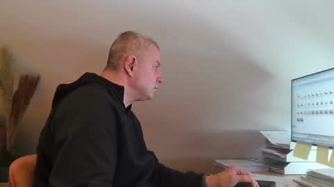 grau197077 online show from 16, 2, 2026