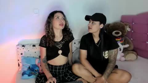 Snapshot of grave_duo chatting on 17, 3, 2026 GRAVE DUO online show from 17, 3, 2026