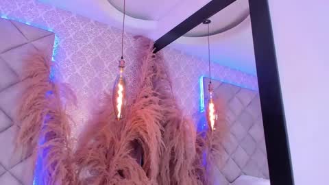 grayce blossoms24 online show from 7, 2, 2025