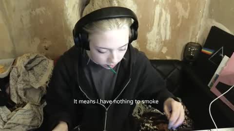 Snapshot of graylovescookies chatting on 6, 12, 2024 graylovescookies online show from 6, 12, 2024