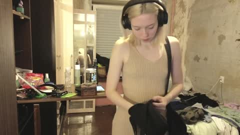 Snapshot of graylovescookies chatting on 21, 12, 2024 graylovescookies online show from 21, 12, 2024