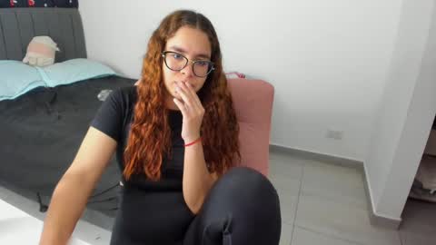 Snapshot of greciaruiz chatting on 13, 10, 2025 GreciaRuiz online show from 13, 10, 2025