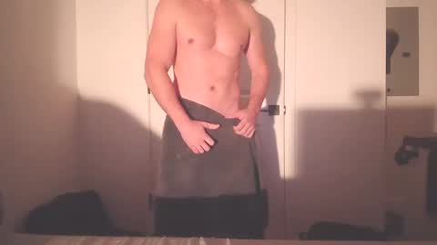 green821821 online show from 7, 3, 2025