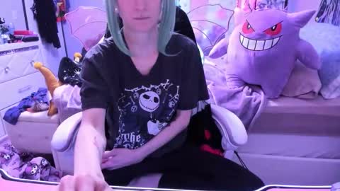 GreenEyedLovexo online show from 15, 11, 2025