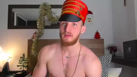 Snapshot of greeneyes_col chatting on 5, 12, 2024 Juan online show from 5, 12, 2024