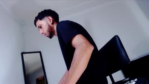 Snapshot of gregory_hardxx chatting on 12, 12, 2024 GREGORY online show from 12, 12, 2024