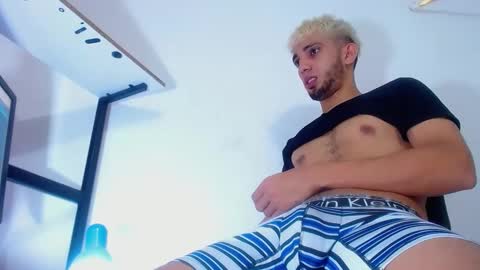 Snapshot of gregory_hardxx chatting on 21, 9, 2025 GREGORY online show from 21, 9, 2025