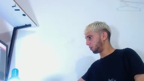 Snapshot of gregory_hardxx chatting on 22, 9, 2025 GREGORY online show from 22, 9, 2025