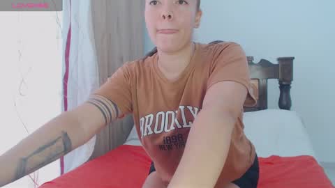 Snapshot of greicylondon chatting on 10, 1, 2025 grey online show from 10, 1, 2025