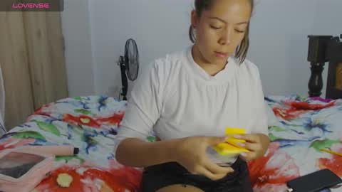 Snapshot of greicylondon chatting on 12, 2, 2025 grey online show from 12, 2, 2025