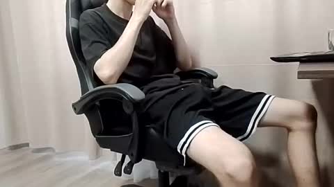 Snapshot of greonn chatting on 15, 10, 2025 Felix online show from 15, 10, 2025