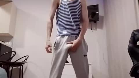 Snapshot of greonn chatting on 28, 10, 2025 Felix online show from 28, 10, 2025