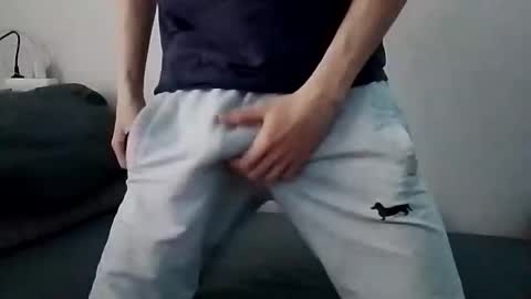 Snapshot of greonn chatting on 31, 10, 2025 Felix online show from 31, 10, 2025