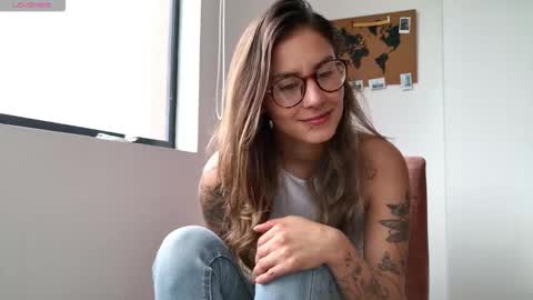 Snapshot of greta_miss chatting on 16, 12, 2025 Emmy online show from 16, 12, 2025