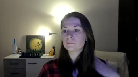 Snapshot of gretamiln chatting on 14, 10, 2025 Greta online show from 14, 10, 2025