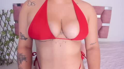 Snapshot of grettarouse chatting on 27, 5, 2026 GRETA online show from 27, 5, 2026