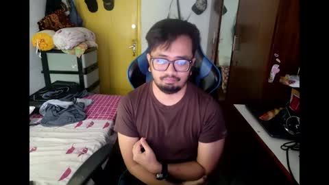 Snapshot of greybondage93 chatting on 30, 11, 2025 Grey Hardy Slave online show from 30, 11, 2025