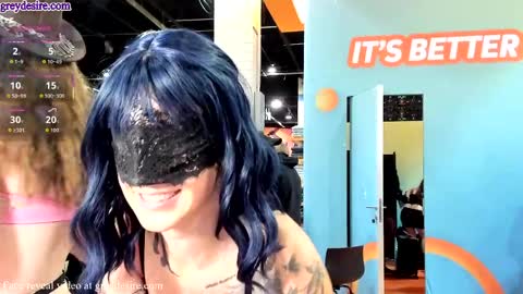       2 online show from 10, 4, 2026