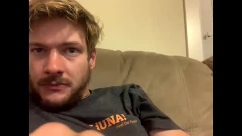 Perfectlyaveragesavage online show from 10, 9, 2025