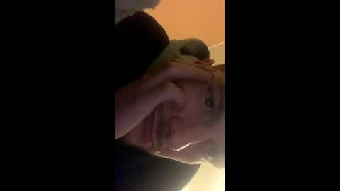 Perfectlyaveragesavage online show from 22, 2, 2026