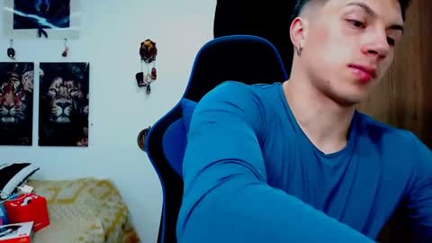 Snapshot of griego01 chatting on 2, 12, 2024 griego01 online show from 2, 12, 2024