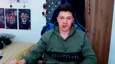 Snapshot of griego01 chatting on 17, 12, 2024 griego01 online show from 17, 12, 2024