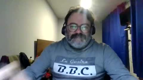 Snapshot of griegozorbatos chatting on 4, 6, 2026 griegozorbatos online show from 4, 6, 2026