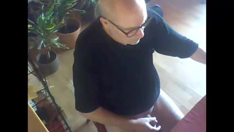 Snapshot of gssikstyfor chatting on 28, 9, 2025 Guido online show from 28, 9, 2025