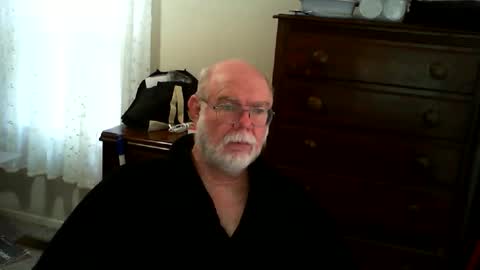 Snapshot of gtnolder60 chatting on 23, 4, 2026 Gary online show from 23, 4, 2026