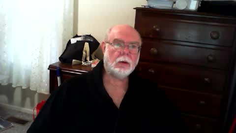 Snapshot of gtnolder60 chatting on 25, 4, 2026 Gary online show from 25, 4, 2026