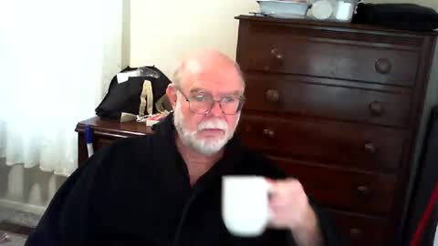 Snapshot of gtnolder60 chatting on 14, 5, 2026 Gary online show from 14, 5, 2026