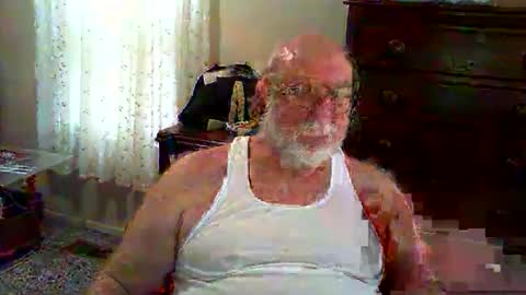 Snapshot of gtnolder60 chatting on 22, 5, 2026 Gary online show from 22, 5, 2026