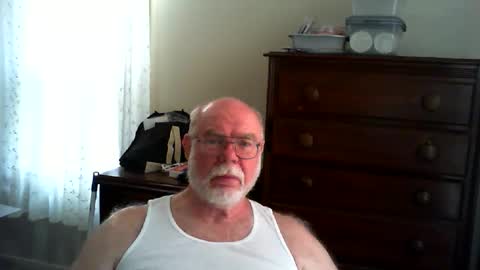 Snapshot of gtnolder60 chatting on 8, 6, 2026 Gary online show from 8, 6, 2026