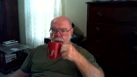 Snapshot of gtnolder60 chatting on 11, 6, 2026 Gary online show from 11, 6, 2026