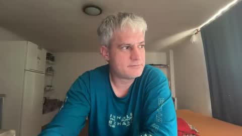 guardiannif_ online show from 8, 2, 2026