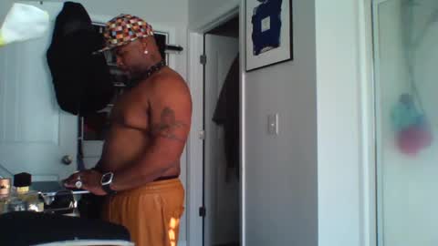 Snapshot of guidedhandstech chatting on 24, 1, 2025 guidedhandstech online show from 24, 1, 2025