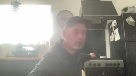 Snapshot of guil0 chatting on 2, 2, 2026 guil0 online show from 2, 2, 2026