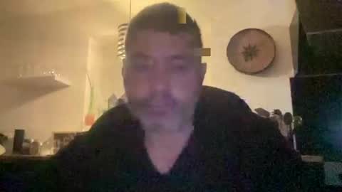 Snapshot of guil0 chatting on 4, 2, 2026 guil0 online show from 4, 2, 2026