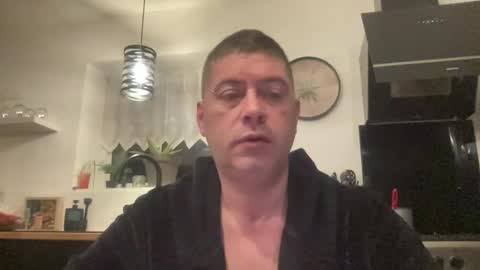 Snapshot of guil0 chatting on 28, 2, 2026 guil0 online show from 28, 2, 2026