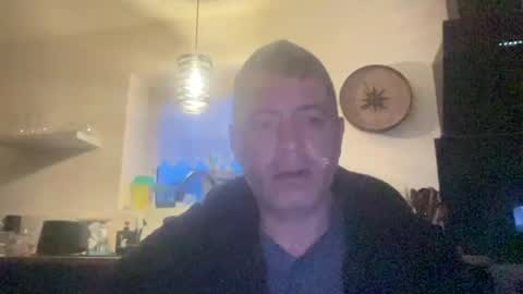 Snapshot of guil0 chatting on 17, 3, 2026 guil0 online show from 17, 3, 2026