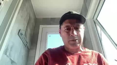 Snapshot of guil0 chatting on 16, 7, 2026 guil0 online show from 16, 7, 2026