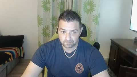 Snapshot of guillaume666286050 chatting on 3, 5, 2026 guillaume666286050 online show from 3, 5, 2026