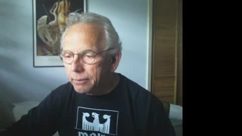 Snapshot of gulfcoast1952 chatting on 5, 4, 2026 Roy online show from 5, 4, 2026
