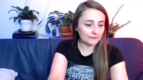 Snapshot of gumball_room chatting on 22, 1, 2025 Vane blonde and Hazell black hair online show from 22, 1, 2025