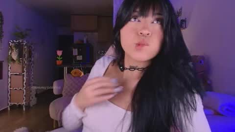Snapshot of gummysaurus chatting on 8, 7, 2026 S online show from 8, 7, 2026