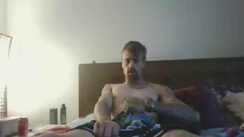 Snapshot of gusmuss chatting on 18, 3, 2026 Jamie online show from 18, 3, 2026