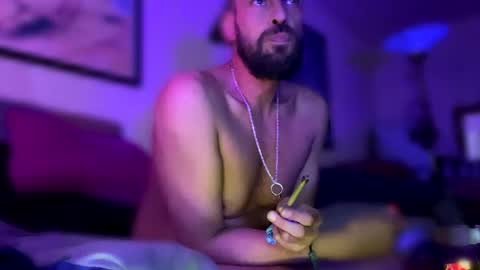 Snapshot of guyst_049 chatting on 25, 4, 2026 GuyST049 online show from 25, 4, 2026