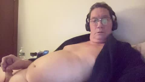 Snapshot of gwashere4u chatting on 16, 12, 2024 gwashere4u online show from 16, 12, 2024