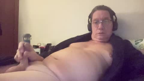 Snapshot of gwashere4u chatting on 18, 12, 2024 gwashere4u online show from 18, 12, 2024